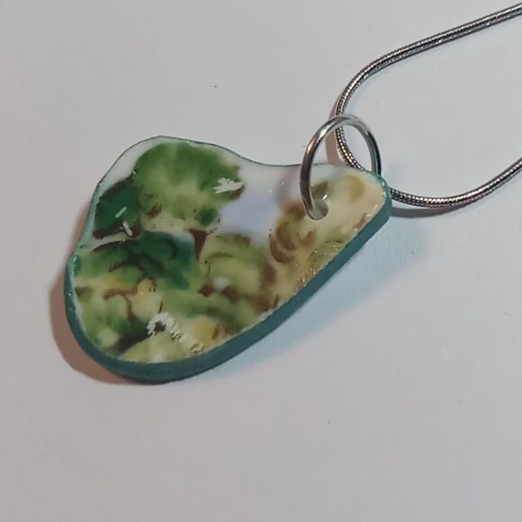 Plate necklace - Picture 2 of 4